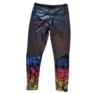 Zumba Wear cropped leggings black multicolor trim size L